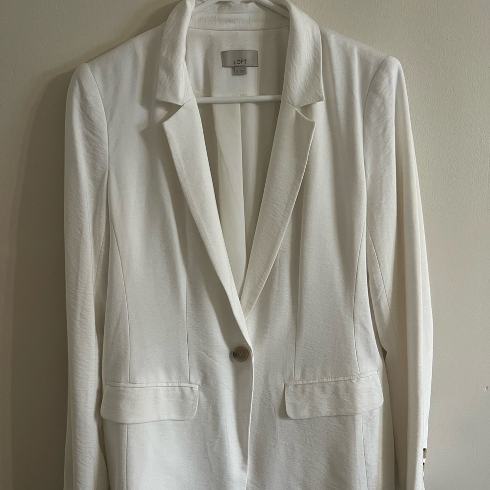 Loft white blazer. Perfect condition. Size 8